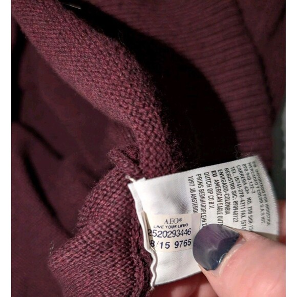 American Eagle Sweater Men’s Size Medium Maroon V-neck Preppy Y2K - Picture 6 of 9
